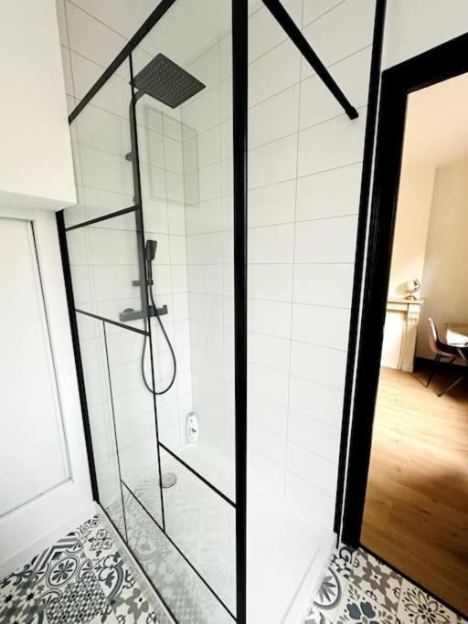 Le Moderne Apartman Charleville-Mézières Kültér fotó